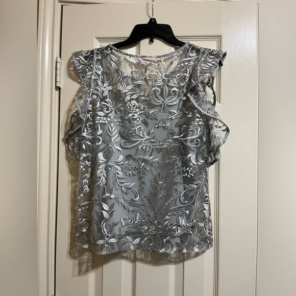 Nanette Lepore Silver Floral Lace Blouse - Picture 2 of 3